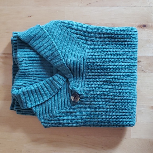 Gap sweater - Picture 1 of 11